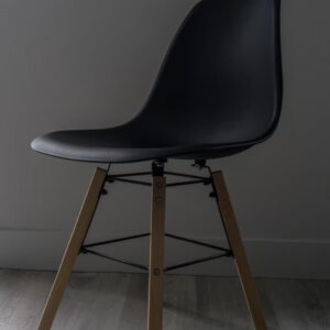 Demo - Modern style chair